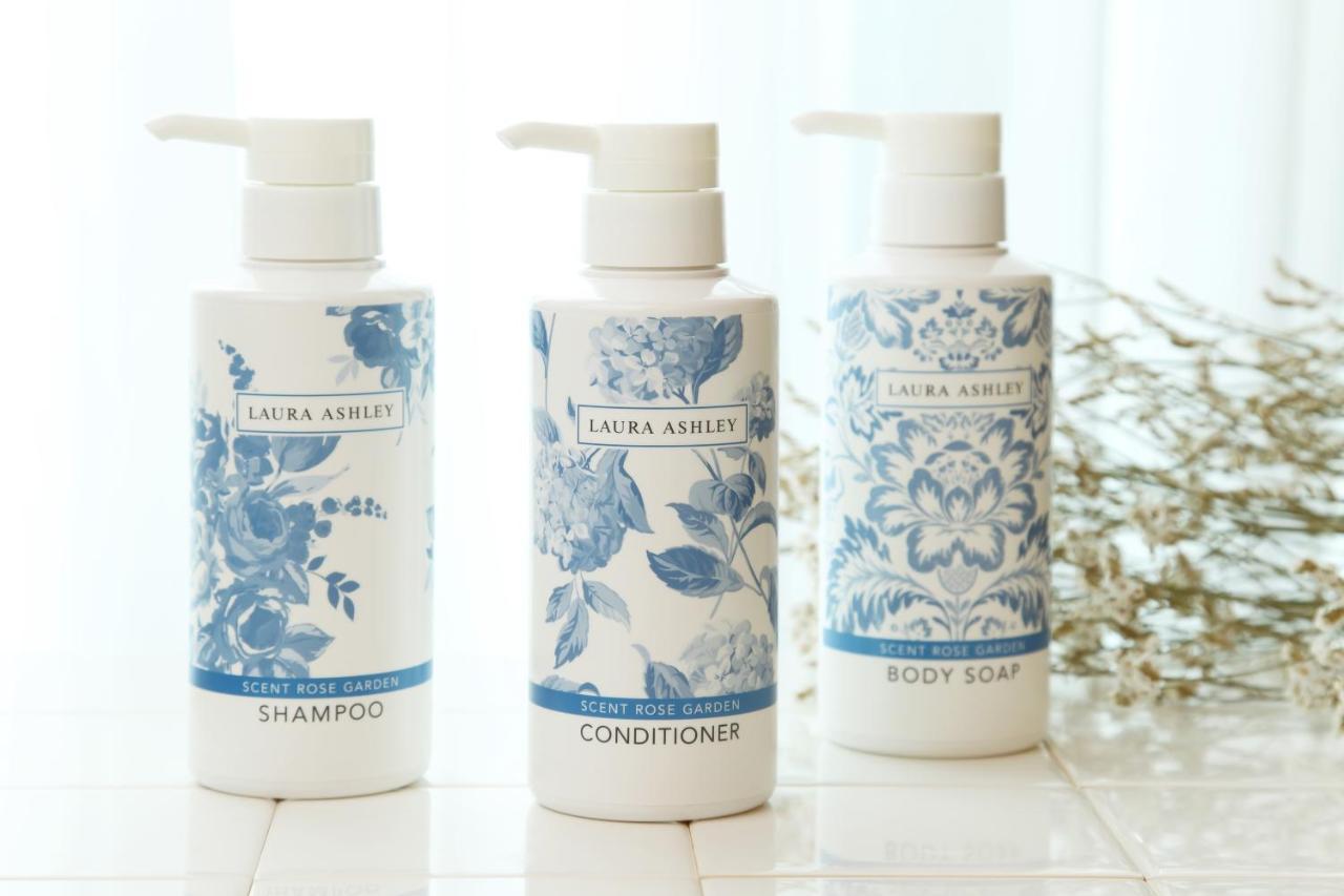 Rihga Royal Hotel Kyōto Esterno foto Laura Ashley Body Soap, Shampoo and Conditioner