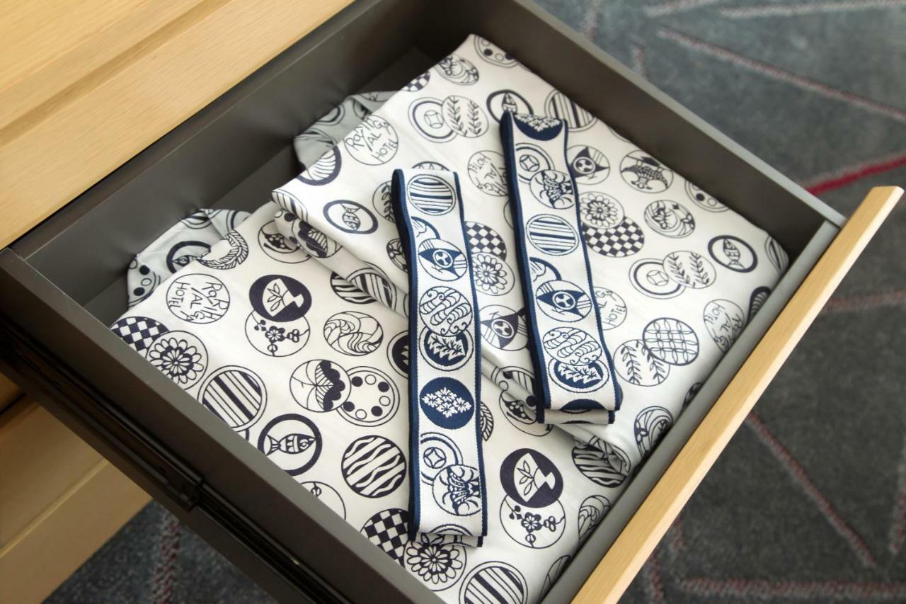 Rihga Royal Hotel Kyōto Esterno foto A drawer with drawer liners